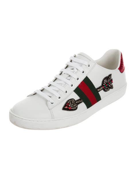 gucci ace sneakers arrow